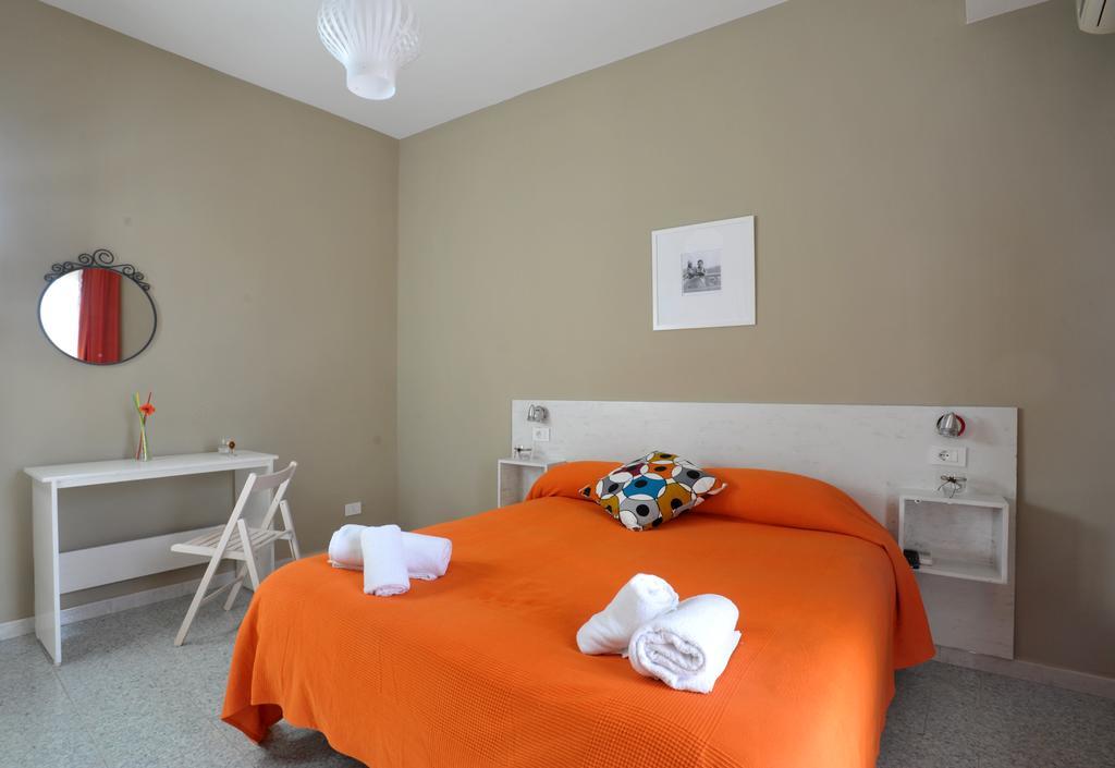 B&B Sweet Home Two Steps From The Ruins... Pompei Pokoj fotografie